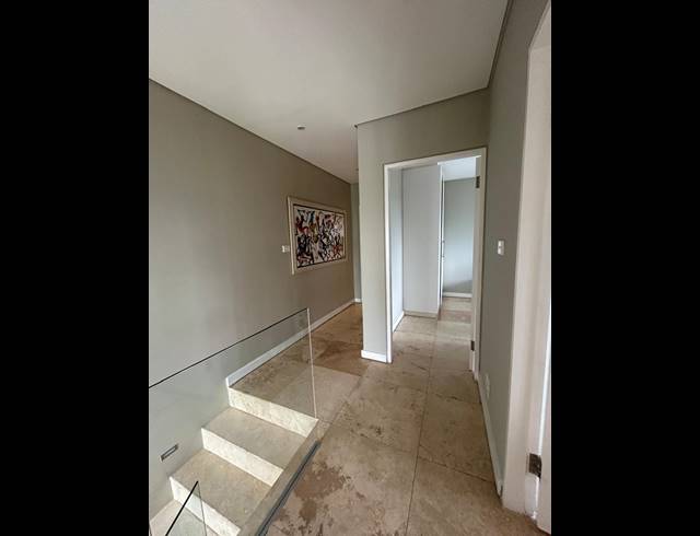 3 BEDROOM TOWNHOUSE TO LET IN ZIMBALI ESTATE